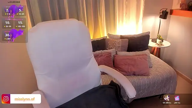 Snapshot of Missslynnn chatting on 03/21/26, 06:18 Missslynnn online show from 03/21/26, 06:18