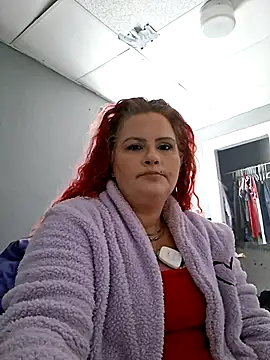 Snapshot of Goddessalizeee chatting on 12/17/25, 03:51 Goddessalizeee online show from 12/17/25, 03:51