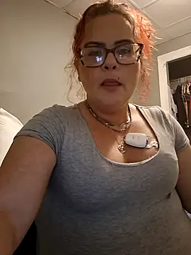 Snapshot of Goddessalizeee chatting on 12/18/25, 04:29 Goddessalizeee online show from 12/18/25, 04:29