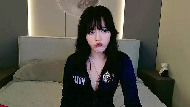 Snapshot of Ariel_Morris chatting on 03/24/26, 08:36 Ariel Morris online show from 03/24/26, 08:36