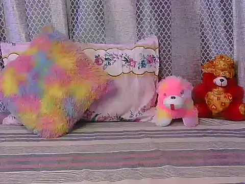 hey-pinky online show from 04/18/26, 03:43