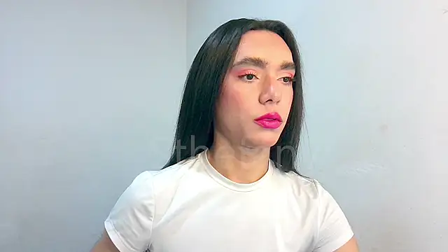 Snapshot of Sthefanyx2 chatting on 04/21/26, 12:56 Sthefanyx2 online show from 04/21/26, 12:56