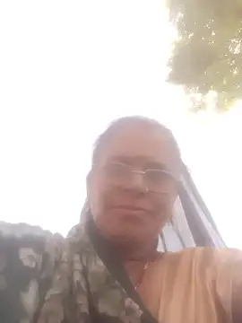 Snapshot of Pinki_rajak chatting on 04/12/26, 05:12 Pinki rajak online show from 04/12/26, 05:12