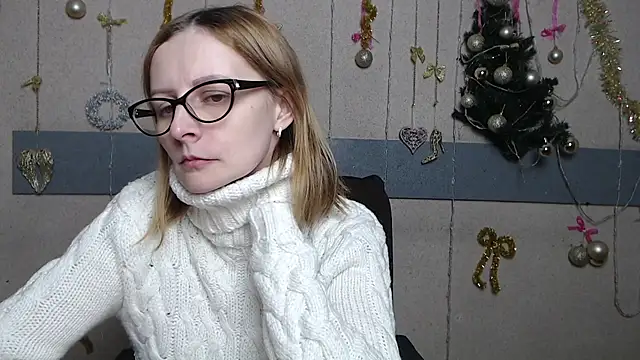 AliceMillss online show from 12/17/25, 02:12