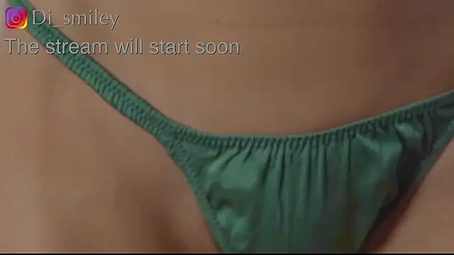 Snapshot of di_smileyone chatting on 06/09/26, 12:22 di smileyone online show from 06/09/26, 12:22