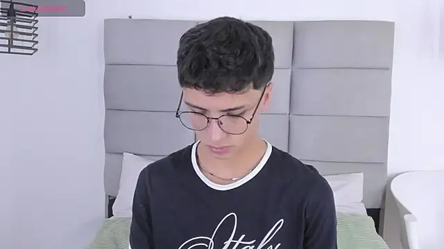 JoshClaarktt online show from 03/18/26, 04:04