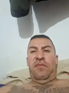 Snapshot of Monitoivan chatting on 12/16/25, 08:47 Monitoivan online show from 12/16/25, 08:47