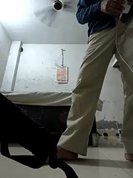 Niteenku online show from 04/15/26, 05:09