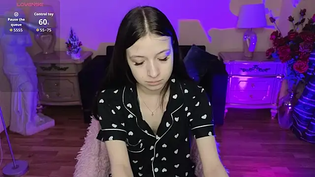 AlicePowells online show from 01/06/26, 04:49