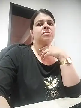 Snapshot of AngeSofia44 chatting on 12/19/25, 02:35 AngeSofia44 online show from 12/19/25, 02:35