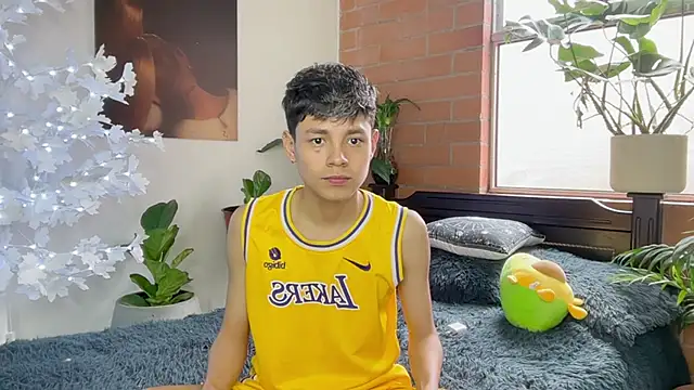 Snapshot of Andy_Belier23 chatting on 02/07/26, 04:43 Andy Belier23 online show from 02/07/26, 04:43