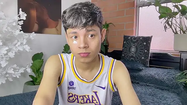 Snapshot of Andy_Belier23 chatting on 02/12/26, 01:28 Andy Belier23 online show from 02/12/26, 01:28