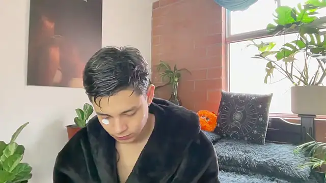 Snapshot of Andy_Belier23 chatting on 02/19/26, 12:34 Andy Belier23 online show from 02/19/26, 12:34