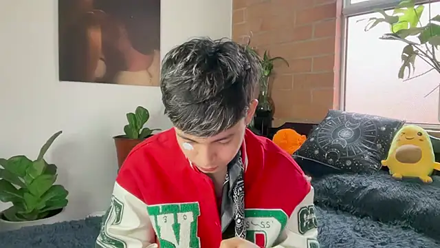 Snapshot of Andy_Belier23 chatting on 02/21/26, 12:28 Andy Belier23 online show from 02/21/26, 12:28