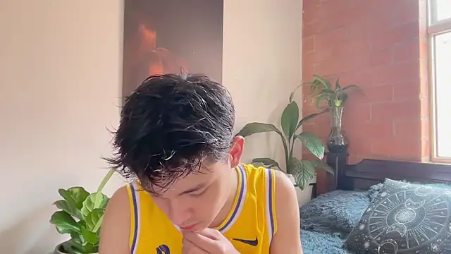 Snapshot of Andy_Belier23 chatting on 02/22/26, 03:10 Andy Belier23 online show from 02/22/26, 03:10