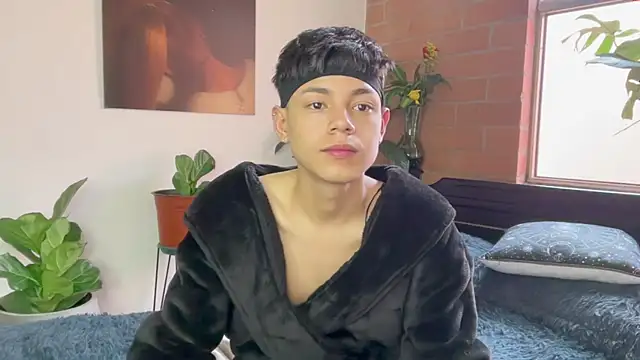 Snapshot of Andy_Belier23 chatting on 03/04/26, 01:50 Andy Belier23 online show from 03/04/26, 01:50