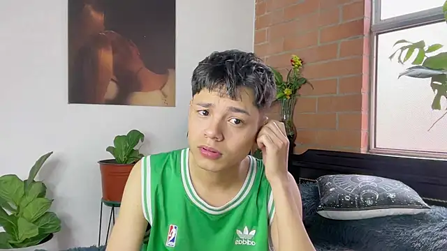 Snapshot of Andy_Belier23 chatting on 03/08/26, 02:10 Andy Belier23 online show from 03/08/26, 02:10