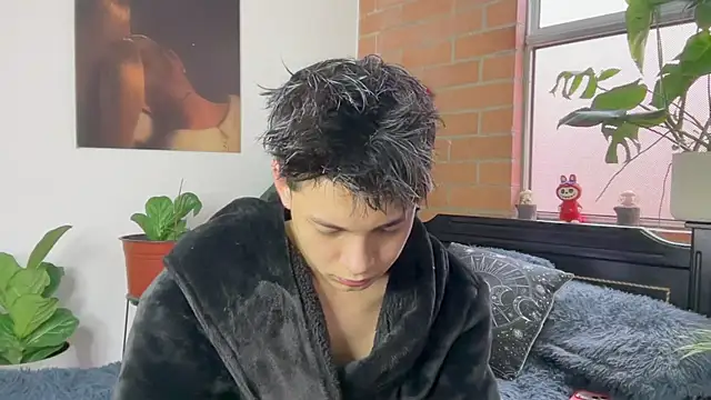 Snapshot of Andy_Belier23 chatting on 03/14/26, 12:10 Andy Belier23 online show from 03/14/26, 12:10