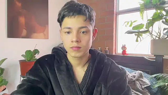 Snapshot of Andy_Belier23 chatting on 03/15/26, 03:29 Andy Belier23 online show from 03/15/26, 03:29