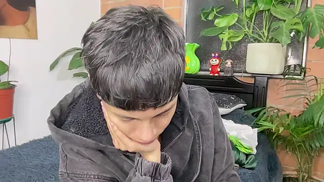 Snapshot of Andy_Belier23 chatting on 03/19/26, 02:37 Andy Belier23 online show from 03/19/26, 02:37