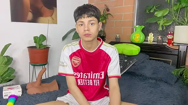 Snapshot of Andy_Belier23 chatting on 03/21/26, 06:07 Andy Belier23 online show from 03/21/26, 06:07