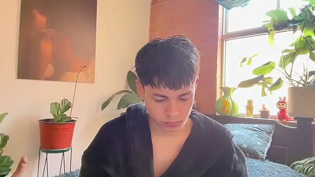 Snapshot of Andy_Belier23 chatting on 03/25/26, 02:01 Andy Belier23 online show from 03/25/26, 02:01