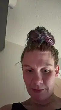 bluntbeautyxo online show from 04/09/26, 09:53