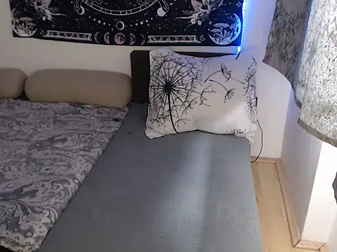 AlienforTwenty online show from 01/12/26, 09:25