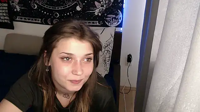 AlienforTwenty online show from 06/03/26, 02:33