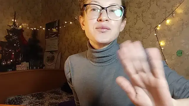 Snapshot of Alice_newhome chatting on 12/22/25, 12:46 Alice newhome online show from 12/22/25, 12:46