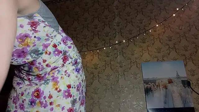 Snapshot of Alice_newhome chatting on 02/07/26, 08:23 Alice newhome online show from 02/07/26, 08:23