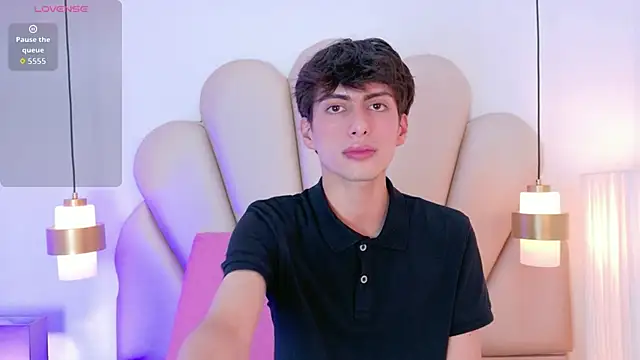 Snapshot of Martin_Williams chatting on 02/05/26, 07:29 Martin Williams online show from 02/05/26, 07:29