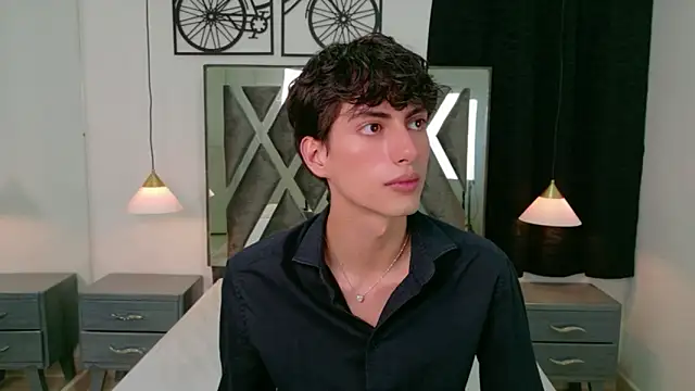 Snapshot of Martin_Williams chatting on 02/09/26, 07:29 Martin Williams online show from 02/09/26, 07:29