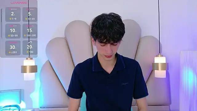 Snapshot of Martin_Williams chatting on 02/17/26, 02:30 Martin Williams online show from 02/17/26, 02:30