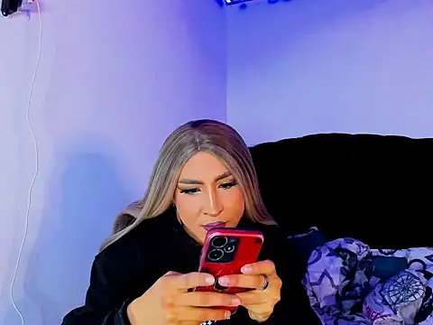 georgiina giio online show from 12/16/25, 10:31