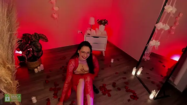 evangelineroos online show from 04/13/26, 02:33