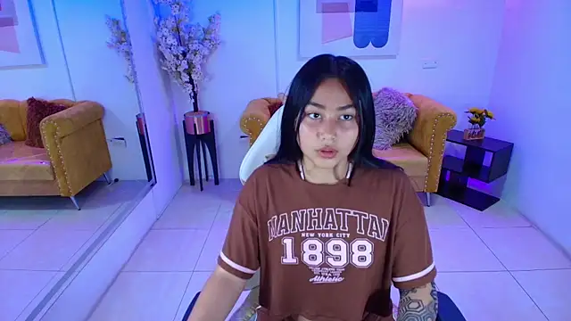 Snapshot of Carolina_cherry chatting on 04/21/26, 12:55 Carolina cherry online show from 04/21/26, 12:55