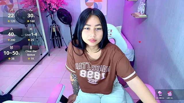 Snapshot of Carolina_cherry chatting on 05/02/26, 12:32 Carolina cherry online show from 05/02/26, 12:32
