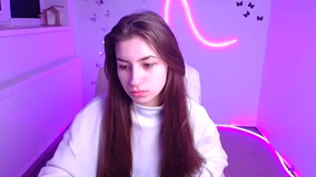 Snapshot of __Sweetie__ chatting on 12/14/25, 12:32 Sweetie online show from 12/14/25, 12:32