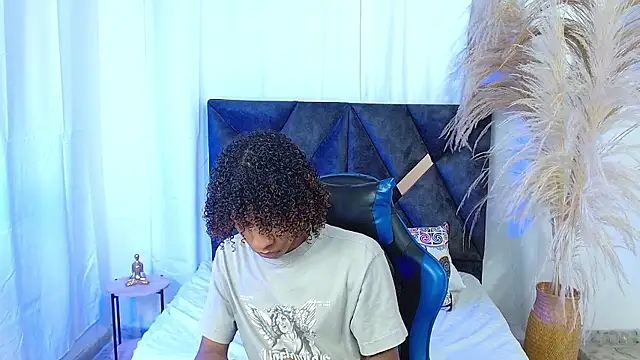 angelll18  online show from 01/10/26, 08:32