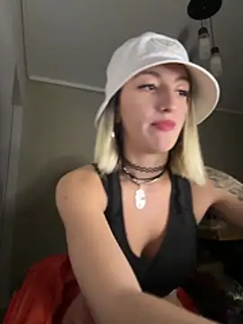 lolalatinaa online show from 06/24/26, 02:54