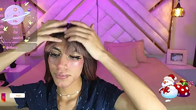 Snapshot of kaivg chatting on 12/14/25, 03:45 kaivg online show from 12/14/25, 03:45