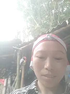 Snapshot of Yu_Ethnicgirl chatting on 12/14/25, 02:28 Yu Ethnicgirl online show from 12/14/25, 02:28