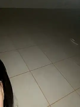 Snapshot of LoverNIXI chatting on 12/15/25, 05:39 LoverNIXI online show from 12/15/25, 05:39