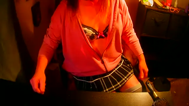 Snapshot of GoodGirlKelly chatting on 03/16/26, 01:44 GoodGirlKelly online show from 03/16/26, 01:44