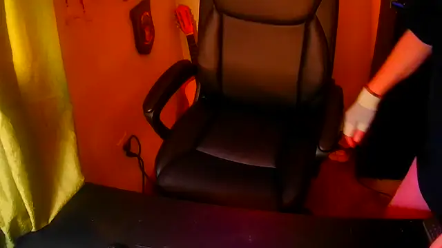 Snapshot of GoodGirlKelly chatting on 04/11/26, 09:52 GoodGirlKelly online show from 04/11/26, 09:52