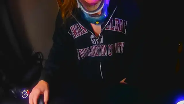 Snapshot of GoodGirlKelly chatting on 07/15/26, 07:13 GoodGirlKelly online show from 07/15/26, 07:13