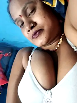 Akanksha soni online show from 04/09/26, 07:19