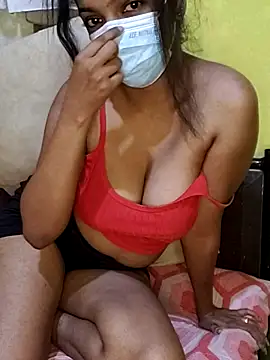 Snapshot of chuti_gurl chatting on 02/26/26, 05:45 chuti gurl online show from 02/26/26, 05:45