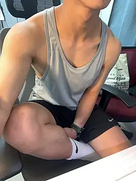 Snapshot of jason5858 chatting on 04/11/26, 02:21 jason5858 online show from 04/11/26, 02:21